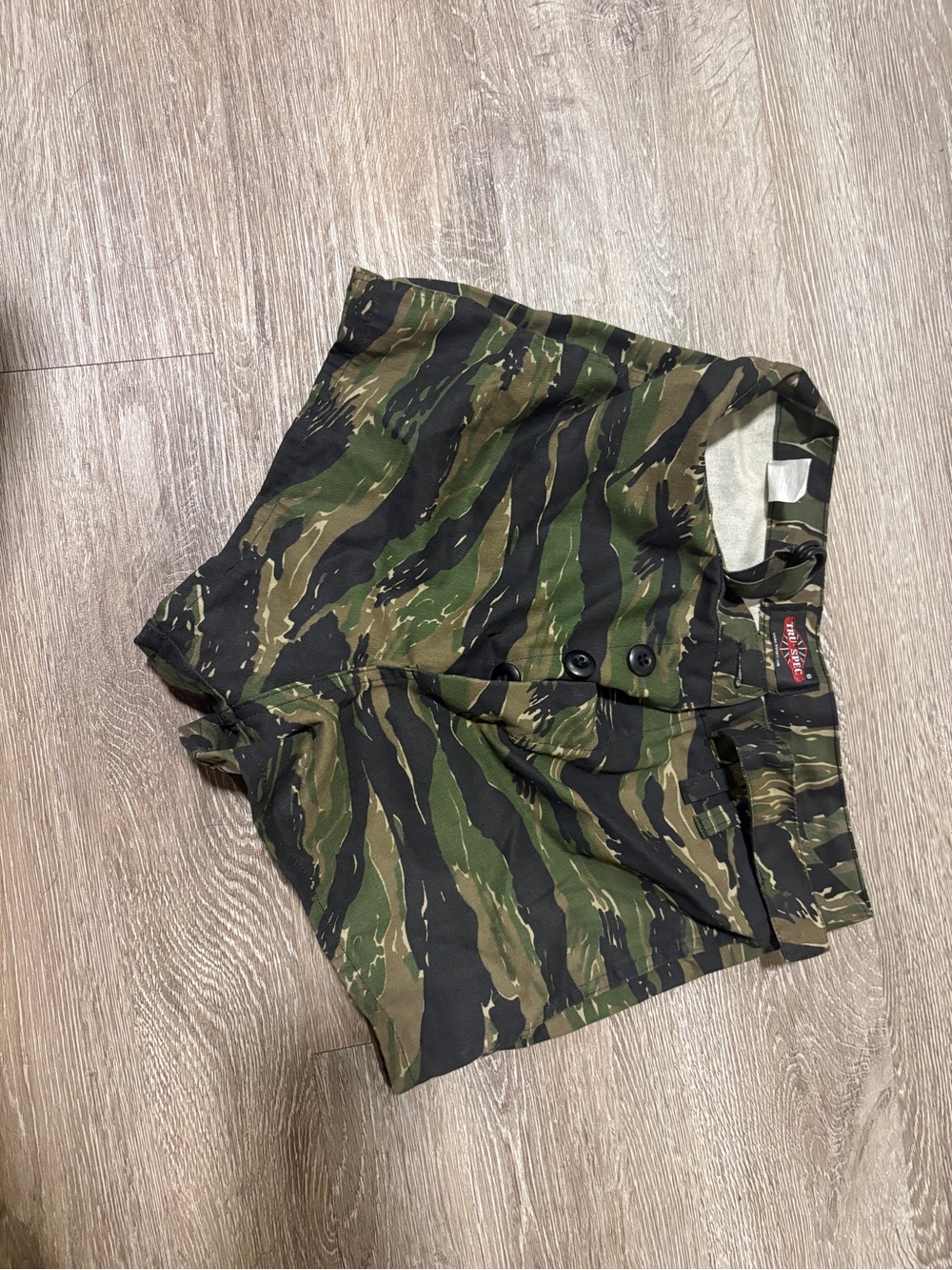 Camo Tiger-Stripe Men’s Shorts - Olive/Black